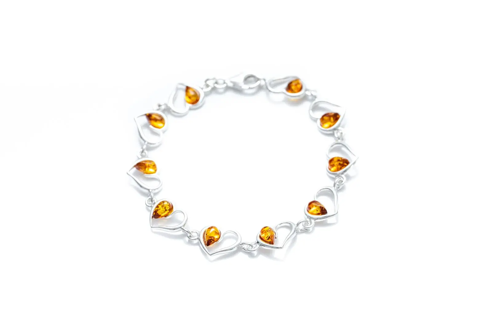 13454781_large.webp Minimal Amber Heart Bracelet - Delicate & Meaningful Jewelry | Elegant Amber Jewelry for Women - Image 1