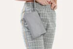Stylish and Functional Large Wristlet - Perfect for Every Occasion - Image 5