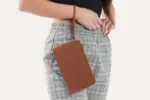 Stylish and Functional Large Wristlet - Perfect for Every Occasion - Image 9
