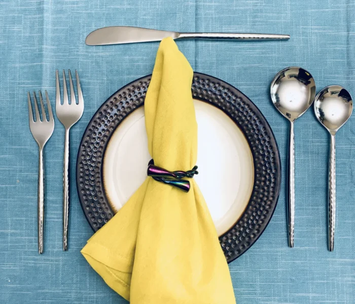 Elegant Hammered Silver Flatware Set - Stainless Steel Table Setting for 4 | Perfect for Special Occasions - Image 1