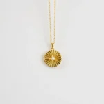 Sun Shell Pearl Locket Necklace - Exquisite Jewelry for an Elegant Look