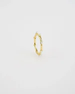 Elegant Dot Pearl Ring - Add Sophistication and Luxury to Your Look