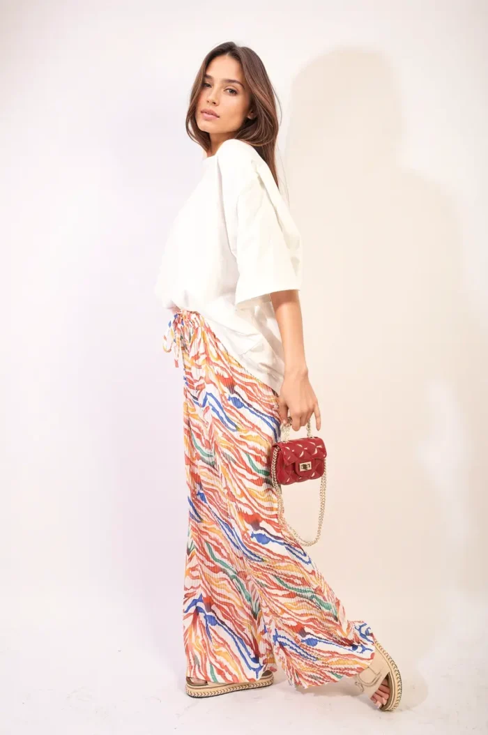 Elaine Pleated Wide Leg and Elastic Waist Trousers - Chic, Comfortable, and Perfect for Any Occasion - Image 6