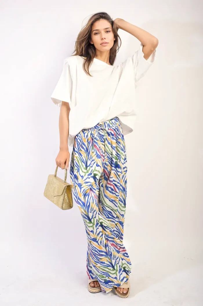 Elaine Pleated Wide Leg and Elastic Waist Trousers - Chic, Comfortable, and Perfect for Any Occasion - Image 15