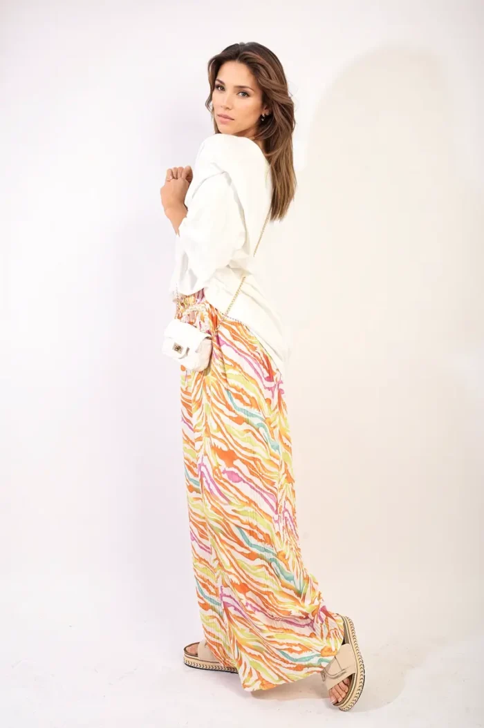 Elaine Pleated Wide Leg and Elastic Waist Trousers - Chic, Comfortable, and Perfect for Any Occasion - Image 19