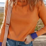 Evangeline Contrast Edge Slim Fit Sweater Trendy Mock Neck Design for Elegance