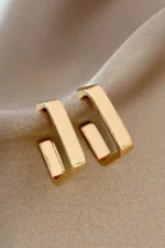 Elegant Gold Square Hook Plated Alloy Stud Earrings - Modern Sophisticated Jewelry for Every Occasion - Image 5