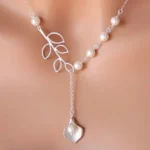 Pearly Lily Lariat Necklace - White and Yellow Gold Plated | Elegant & Charming Jewelry - Image 2