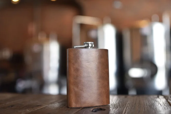 Luxurious Leather Flask - 8 oz Stylish and Durable | Perfect Gift for Any Occasion - Image 6