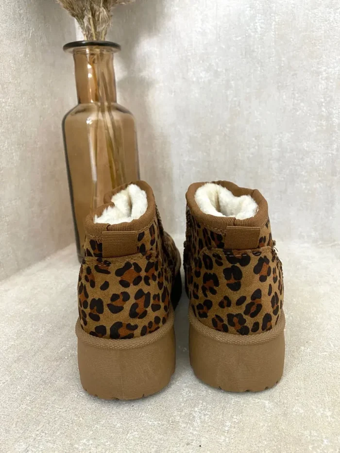 Aztec Detail Low Ankle Platform Kids Slipper Boots - Cozy and Stylish Footwear for Little Explorers - Image 7