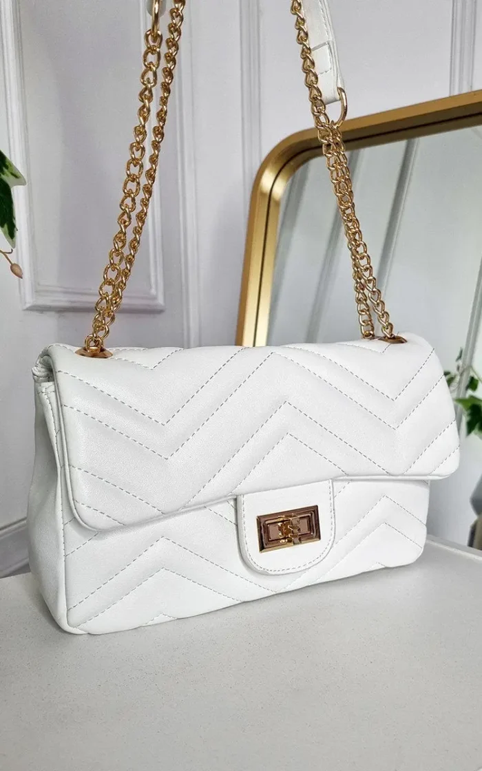 Elegant Faux Leather Chain Strap Shoulder Bag - Everyday Classic in Black - Image 5